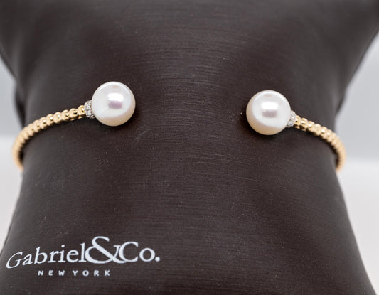 14K Yellow Gold Bujukan Diamond and Pearl Split Bangle